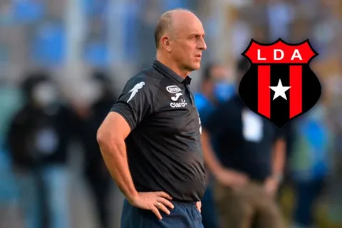 Oficial: Fabián Coito asumió la dirección técnica de Alajuelense