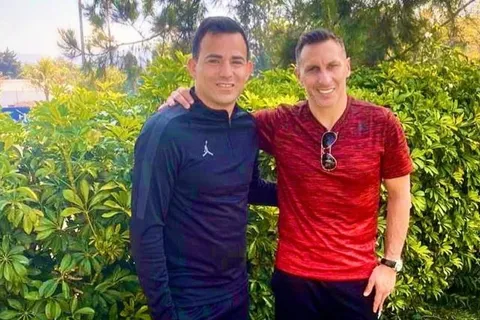 Marco Pappa y el Chaco Giménez se sacaron una foto juntos en Guatemala