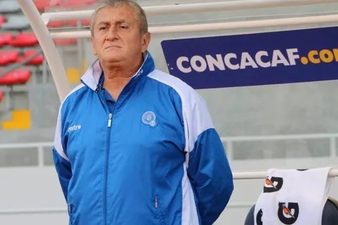 Una desconcertada Fepafut entrevista a Eduardo Lara