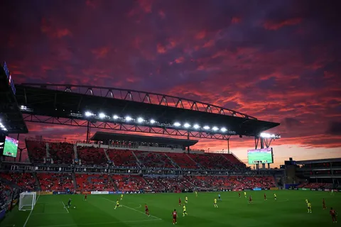Nashville SC venció 2-0 a Toronto FC con doblete de Mukhtar y se consolidó como líder de la MLS