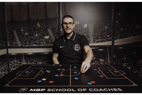 Quién es Albert Rudé, el nuevo entrenador de la Liga Deportiva Alajuelense