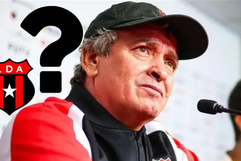 La partida de Machillo Ramírez aceleró la limpia: Alajuelense prepara "una salida más" en este puesto clave