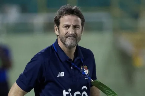 Christiansen: “Afrontaremos la Copa Oro con mucha alegría”