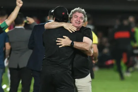Machillo Ramírez marcó a una piza clave del tricampeonato. (Foto: La Nación)