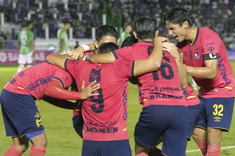 Municipal logra triunfo importante al quitarle el invicto a Antigua GFC