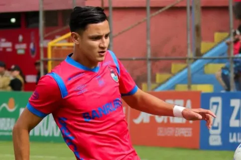 El Flaco Martínez sufre lesión de gravedad: Cuánto tiempo será baja para Municipal y la Selección de Guatemala