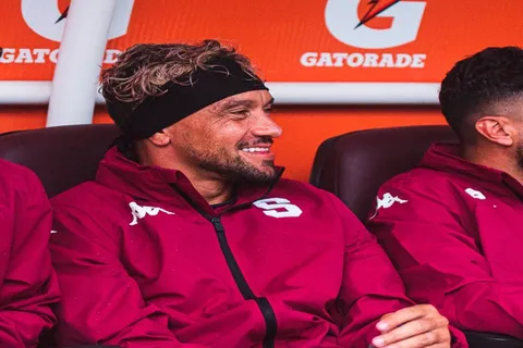 Christian Bolaños a sus críticos: “Son mala leche, hablan como si hubieran jugado tres mundiales”