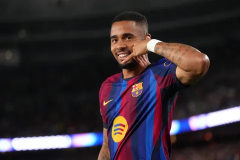 Gabriel Jesus debutó en Champions con la camiseta culé y anotó.