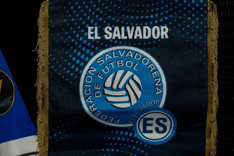Caos en El Salvador: se confirma el cambio de técnico que impacta a la Selección rumbo al Mundial