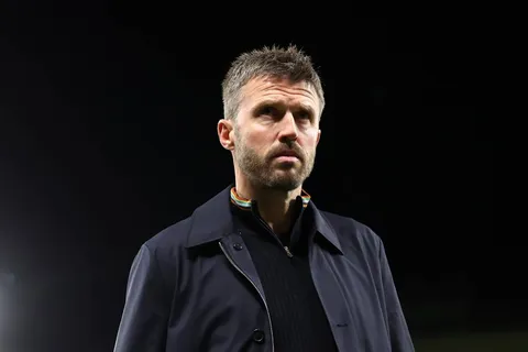 Manchester United agrava la crisis de Michael Carrick: una victoria en cinco partidos y abucheos