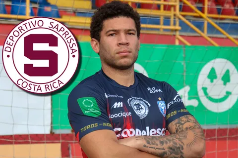 Saprissa quiere al delantero mexicano de San Carlos.