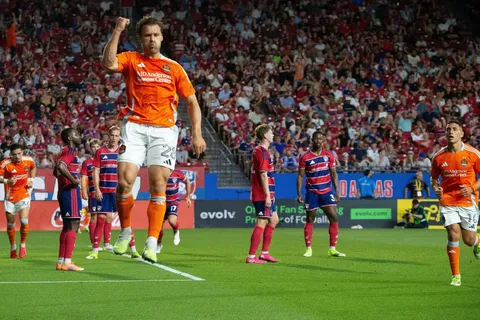 Duncan McGuire rescató el 2-2 de Houston Dynamo ante Minnesota United en el descuento