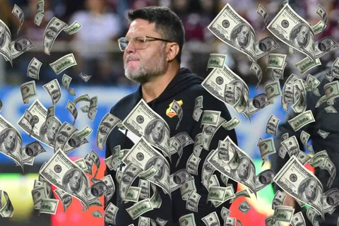 Jafet Soto logra una gran venta.