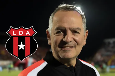 Joseph Joseph, presidente de Alajuelense.