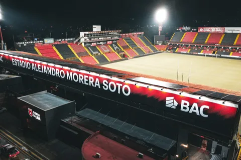¿Por qué Alajuelense no jugará hoy en el Morera Soto contra Sporting?