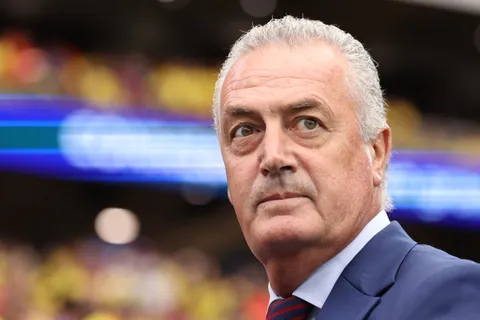 Gustavo Alfaro sería nuevo entrenador de Paraguay.