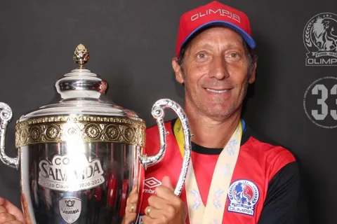 Pedro Troglio está cerca de hacer historia en Honduras