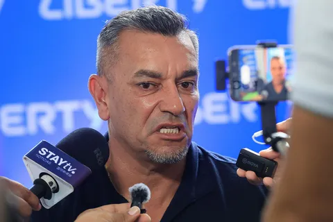 Saprissa dejaría ir a un futbolista que quiere José Giacone: el club de Costa Rica que se lo llevaría