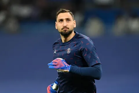 Medios franceses disgustados con la actuación de Donnarumma en Champions con PSG