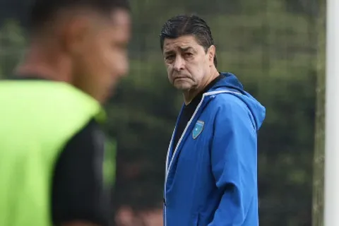 La razón por la que Luis Fernando Tena no llamó sustitutos de los lesionados de la Selección de Guatemala