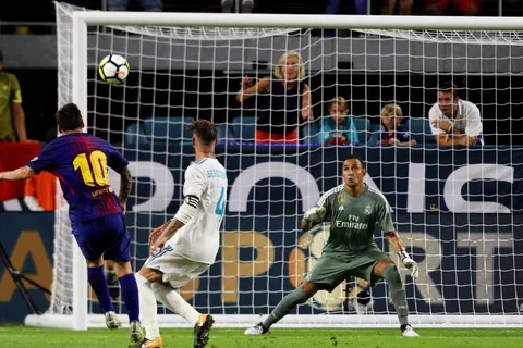 En antesala de El Clásico, reviven atajadota de Keylor a Messi