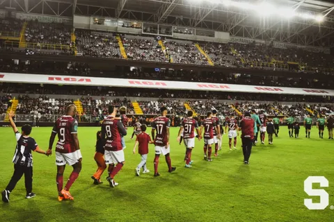 Saprissa afronta una deuda enorme que pone en riesgo su futuro