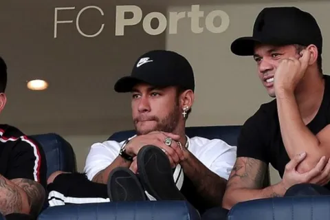 ¡Amargura! Neymar no la pasó bien en el empate con Panamá