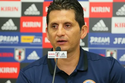 Ronald González: "guste o no, es lo que planteamos"