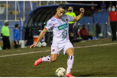 Alajuelense saldría de zona de clasificación esta misma tarde