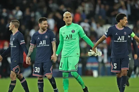 Keylor Navas envió un mensaje a la afición del PSG tras la victoria en Champions League