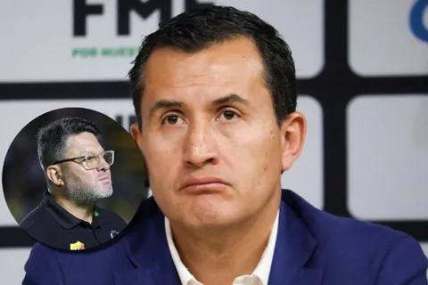 Osses le responde a Jafet Soto. (Teletica)