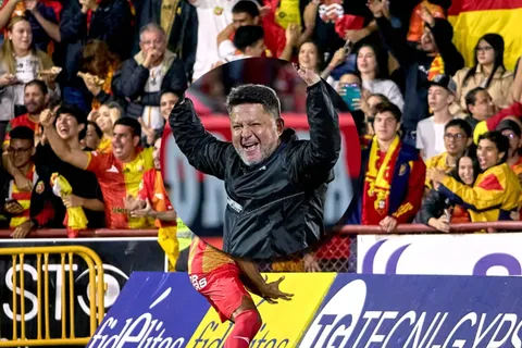 Jafet Sot llogra que se quede una figura en Herediano.