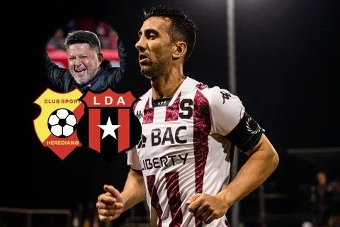 Mariano Torres necesitó sólo cuatro palabras para provocar a Jafet Soto y pegarle a Alajuelense