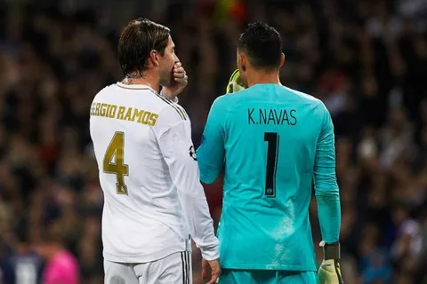Jugador de PSG sube foto de Keylor como peluquero; Sergio Ramos y Neymar la comentaron