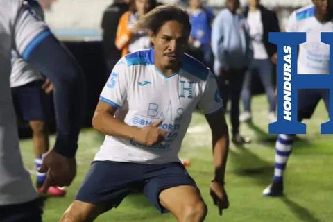 Rambo De León solicitó a la Fenafuth que le regale el título de entrenador