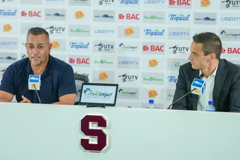 Tiene todo en contra: el primer problema que José Giacone debe afrontar en Saprissa