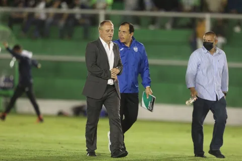 Confirmado: Antigua GFC anunció la salida de Ramiro Cepeda