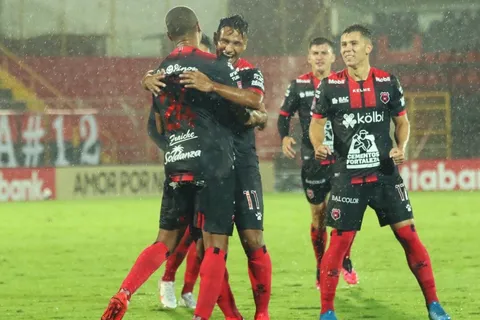 Alajuelense recupera una pieza clave para las próximas jornadas