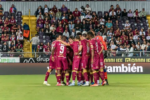 Un ex Saprissa sufrió un duro revés en su carrera.
