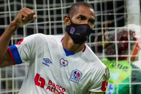 Bengtson y Olimpia llegan a un acuerdo