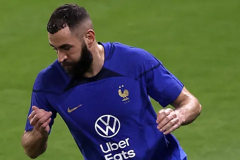Karim Benzema deja la concentración de Francia con un emotivo mensaje