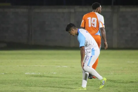 Lesión de Pedro Altán en su debut, el lado triste de la goleada de Guatemala