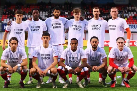 Jugadores del Top Oss tuvieron un gran gesto con Enrico Dueñas tras su lesión