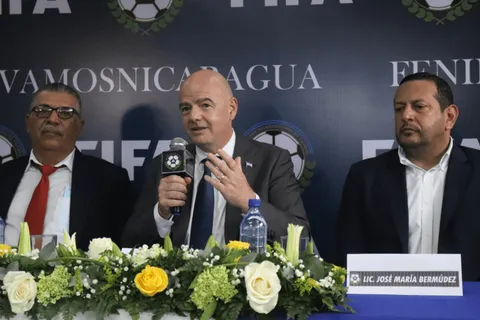 Nicaragua: Gianni Infantino prometió apoyar la construcción del Estadio Nacional de Fútbol
