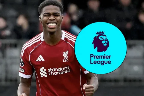premier league-liverpool-keyrol figueroa