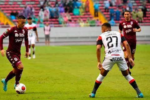 ¡Clásico igualado! Saprissa y Alajuelense empatan en la semifinal de ida del Clausura 2022
