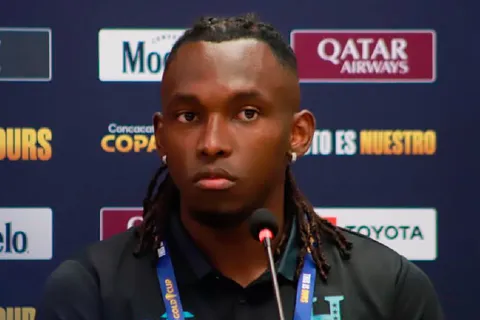 A Alberth Elis le motiva enfrentar a México
