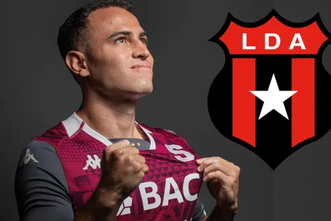 No pierde el tiempo: Sebastián Acuña le tiró un filazo a Alajuelense que celebran en Saprissa