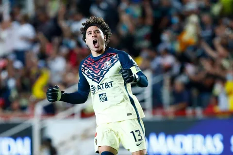 Guillermo Ochoa pidió volver a jugar la Copa Libertadores y minimizó a Centroamérica