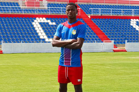 Finalmente anunciado: Julián Martínez es presentado por el equipo de Vinicius Jr, FC Alverca de Portugal